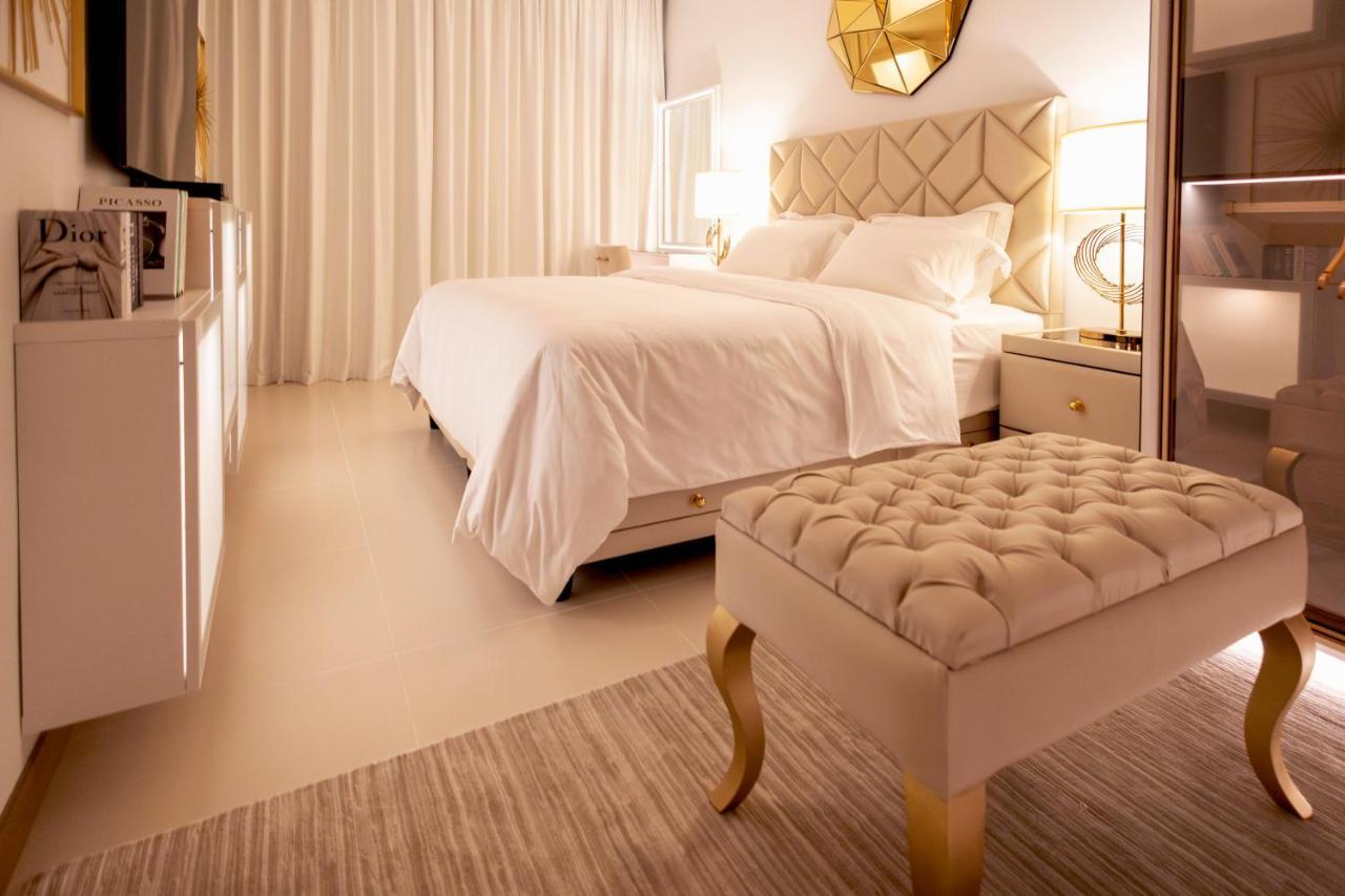 Vida Dubai Marina & Yacht Club , Hotel And Residences , Luxurious 2Br Exterior photo