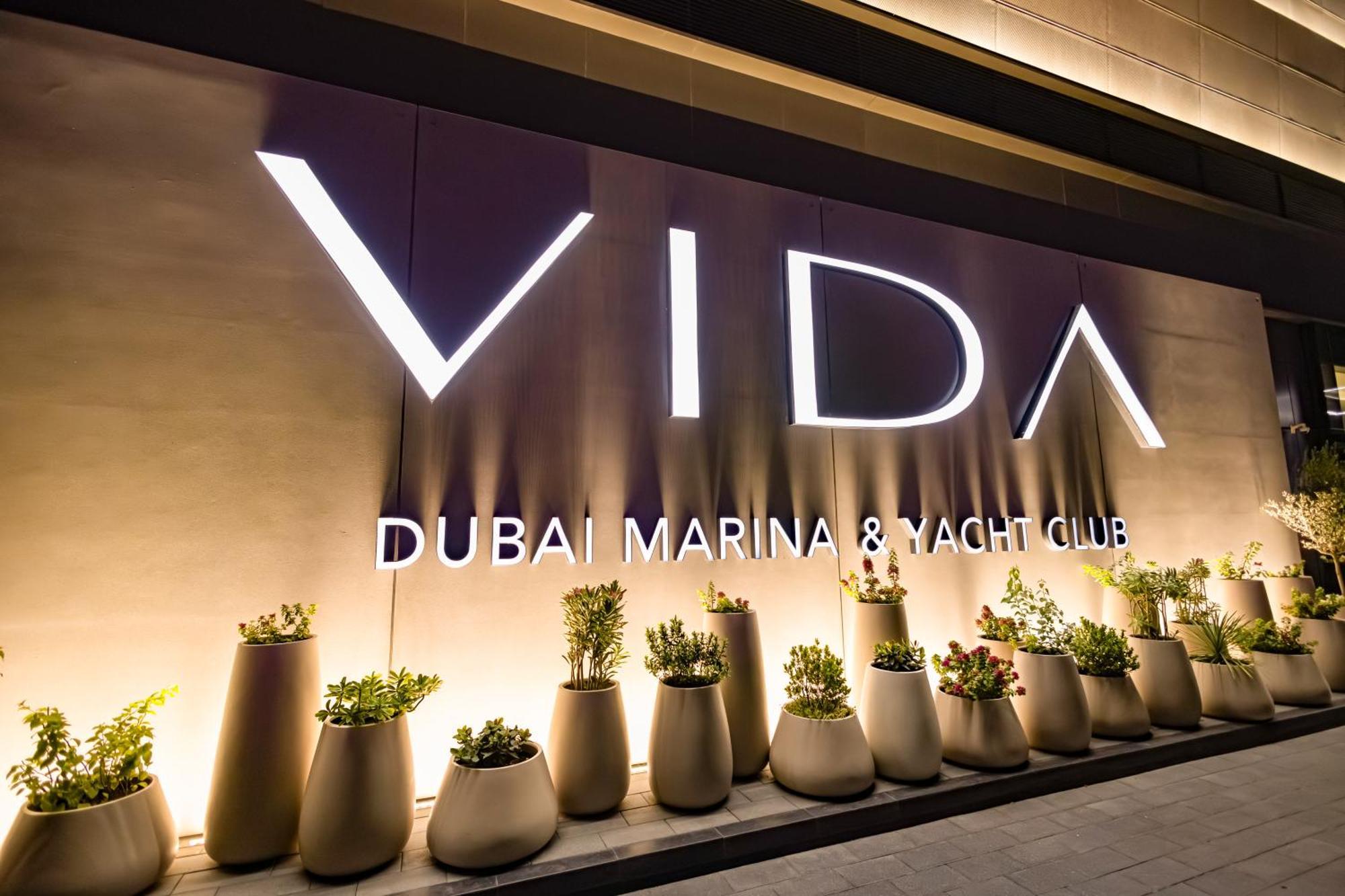 Vida Dubai Marina & Yacht Club , Hotel And Residences , Luxurious 2Br Exterior photo
